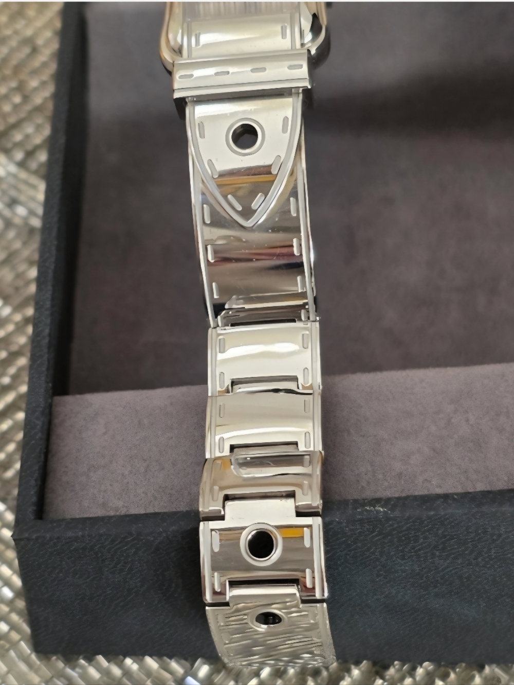 Fendi B. Fendi Watch with GENUINE DIAMOND Face Women's Watch Retail $1,650 - Picture 6 of 12